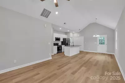 208 N Railroad Avenue, East Spencer, NC 28039 - Photo 19