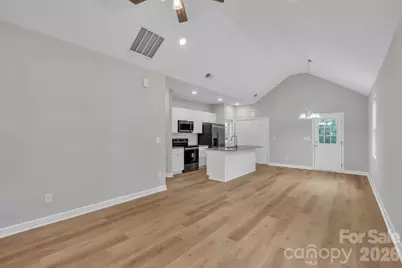 208 N Railroad Avenue, East Spencer, NC 28039 - Photo 17