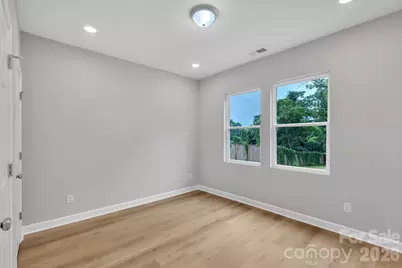 208 N Railroad Avenue, East Spencer, NC 28039 - Photo 23