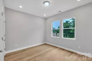 208 N Railroad Ave, East Spencer, NC 28039 - Photo 23