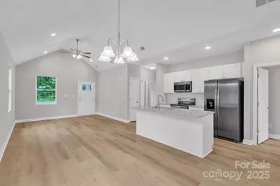 208 N Railroad Avenue, East Spencer, NC 28039 - Photo 23