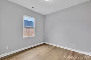 208 N Railroad Ave, East Spencer, NC 28039 - Photo 27