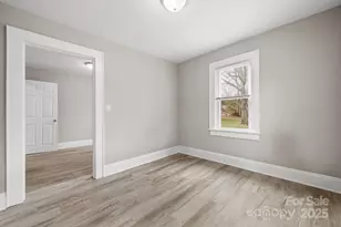 1529 4th St NE, Hickory, NC 28601 - Photo 23