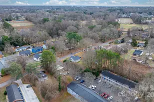 1529 4th St NE, Hickory, NC 28601 - Photo 43