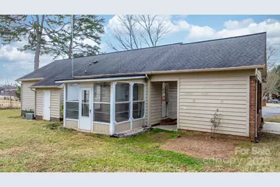 4012 24th Street Place NE, Hickory, NC 28601 - Photo 27