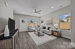 1813 Shuford Rd, Lincolnton, NC 28092 - Photo 9