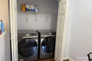 4823 Spring Lake Dr, Charlotte, NC 28212 - Photo 7