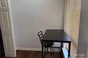 4823 Spring Lake Dr, Charlotte, NC 28212 - Photo 9