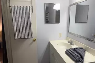 4823 Spring Lake Dr, Charlotte, NC 28212 - Photo 17