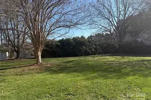 4823 Spring Lake Dr, Charlotte, NC 28212 - Photo 21