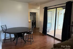 4823 Spring Lake Dr, Charlotte, NC 28212 - Photo 11