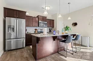 10231 Holly Park Dr, Charlotte, NC 28214 - Photo 11