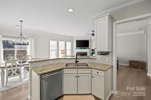 4755 Mt Royal Ln, Charlotte, NC 28210 - Photo 19