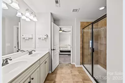 4755 Mount Royal Lane, Charlotte, NC 28210 - Photo 33