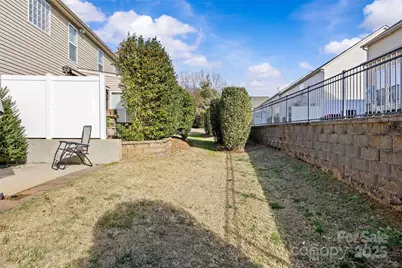 4755 Mount Royal Lane, Charlotte, NC 28210 - Photo 41
