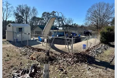 555 Falls Avenue, Granite Falls, NC 28630 - Photo 5