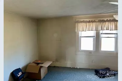 555 Falls Avenue, Granite Falls, NC 28630 - Photo 17