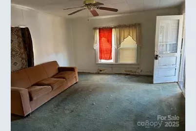 555 Falls Avenue, Granite Falls, NC 28630 - Photo 9