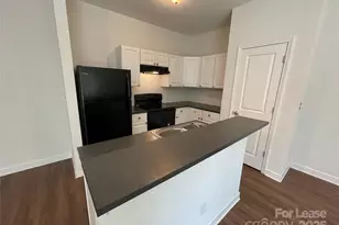 7928 E Lane Dr, Charlotte, NC 28212 - Photo 5