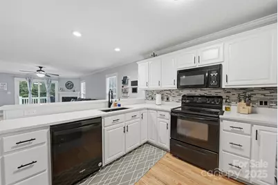 114 Hill Street, Granite Falls, NC 28630 - Photo 15