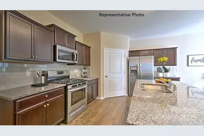 637 17th Avenue Drive NE, Hickory, NC 28601 - Photo 13