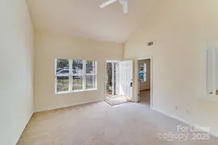 17125 Greenlawn Hills Ct, Charlotte, NC 28213 - Photo 7