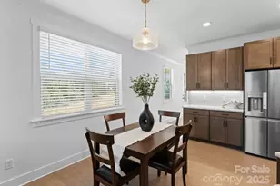 808 Garringer Pl, Charlotte, NC 28208 - Photo 9