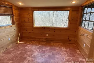 298 Timbuktu Rd, Sylva, NC 28779 - Photo 11