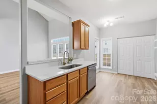 11284 Lions Mane St, Charlotte, NC 28273 - Photo 15