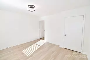 520 Denver St, Kannapolis, NC 28083 - Photo 5