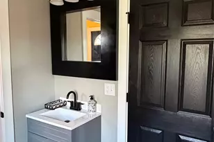 174 Hollins St, Spindale, NC 28160 - Photo 15