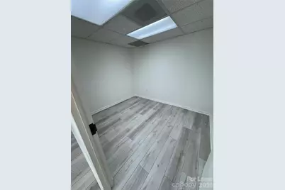 112 N Tryon Street #1570, Charlotte, NC 28202 - Photo 3