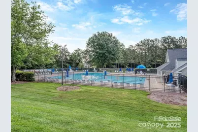 8715 Parkchester Drive, Charlotte, NC 28277 - Photo 5