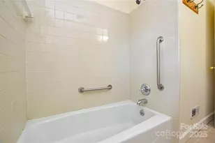 1220 Regehr Ave, Charlotte, NC 28214 - Photo 17