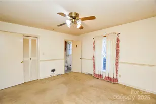 1220 Regehr Ave, Charlotte, NC 28214 - Photo 9