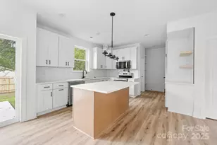 1008 Wilmouth St, Shelby, NC 28152 - Photo 11