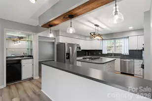 177 Country Rd, Brevard, NC 28712 - Photo 9