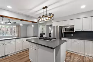 177 Country Rd, Brevard, NC 28712 - Photo 11