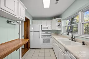 2312 Greater Druid Hills Blvd, Hendersonville, NC 28791 - Photo 17