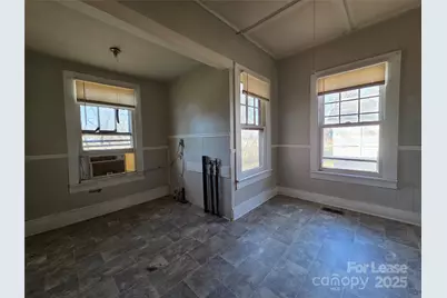 405 S Yates Street, Gastonia, NC 28052 - Photo 9
