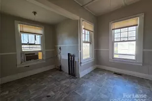 405 S Yates St, Gastonia, NC 28052 - Photo 9