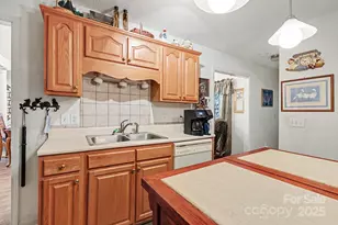 185 Fairfield Ln, Salisbury, NC 28146 - Photo 13