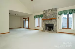 603 NE 29th Ave, Hickory, NC 28601 - Photo 7