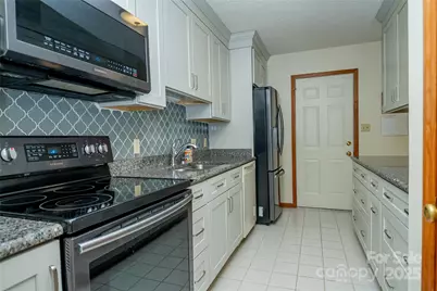 603 NE 29th Avenue #123, Hickory, NC 28601 - Photo 11