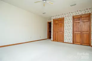 603 NE 29th Ave, Hickory, NC 28601 - Photo 17