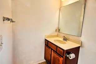 10703 Derryrush Dr, Charlotte, NC 28213 - Photo 29