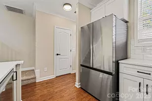 9813 Longstone Ln, Charlotte, NC 28277 - Photo 9