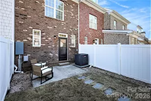 9813 Longstone Ln, Charlotte, NC 28277 - Photo 17