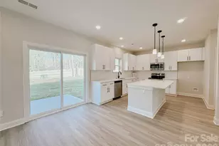 14205 Asbury Dr, Huntersville, NC 28078 - Photo 9