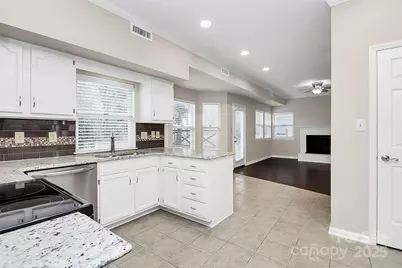 12313 Landing Green Drive, Charlotte, NC 28277 - Photo 15